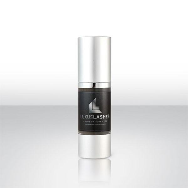 Anspruchsvolle Pflege für anspruchsvolle Gesichtspartien