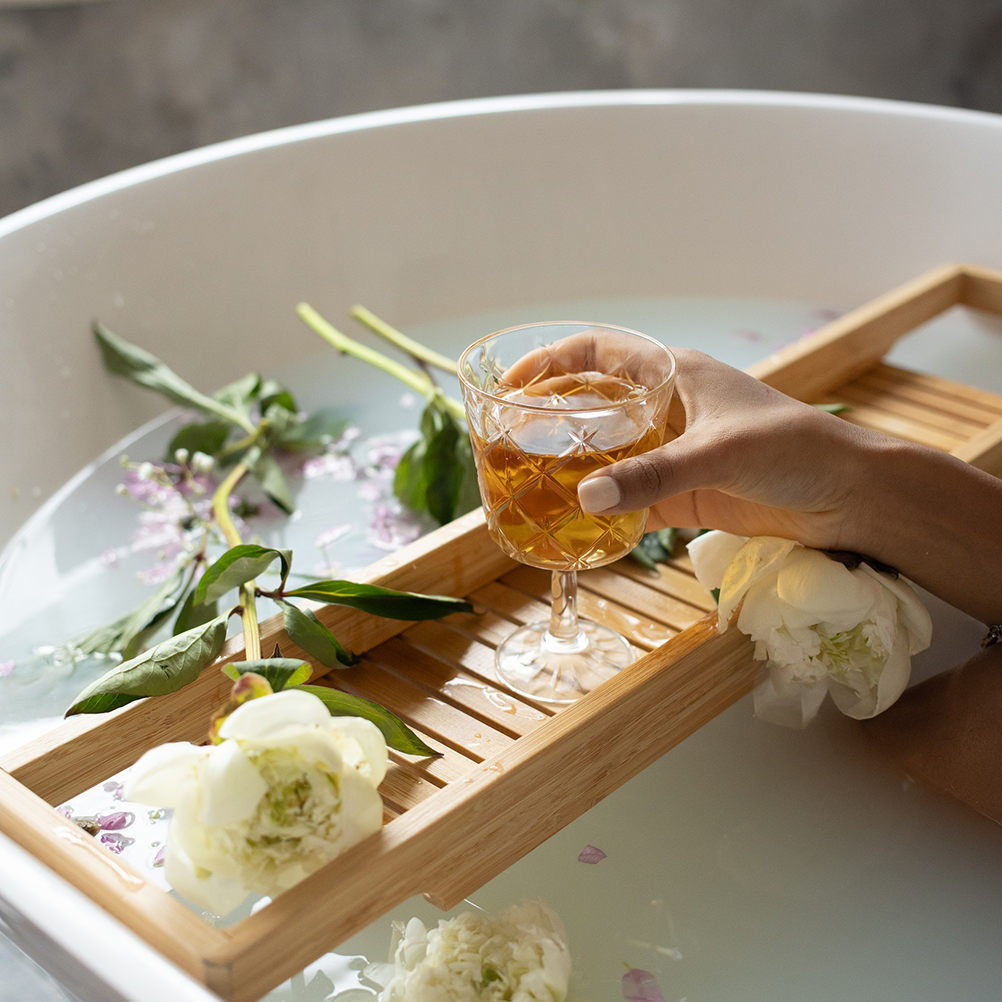 Staycation Entspannungstipps: Aromatherapie, Yoga & Meditation und Kosmetik für das perfekte Wohlfühlerlebnis