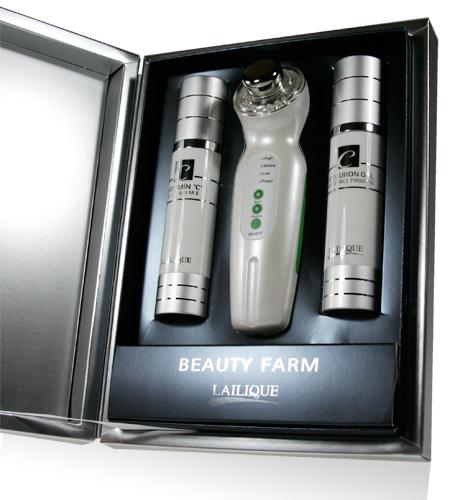 Unvergleichlich jugendlich-schön in Ultraschallgeschwindigkeit